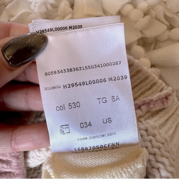 MONCLER ENFANT Long Sleeved Wool Blend Crew Neck Sweater Dress Little Girls Sz.6 - Picture 12 of 15